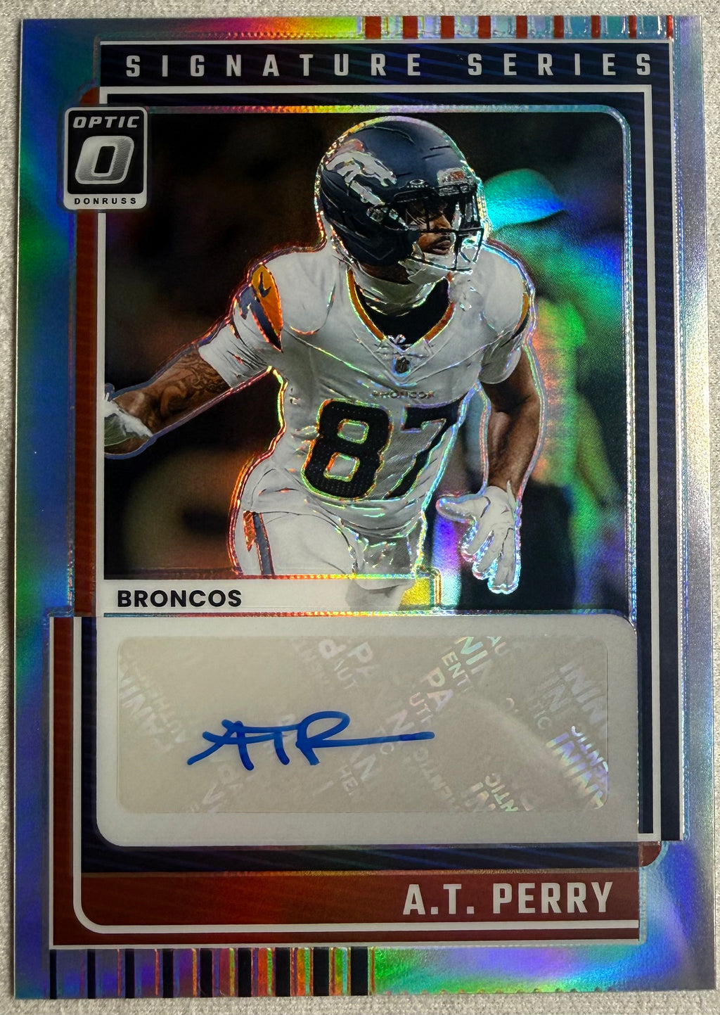 A.T. Perry 2025 Donruss Optic Signature Series Autograph #SSH-AT